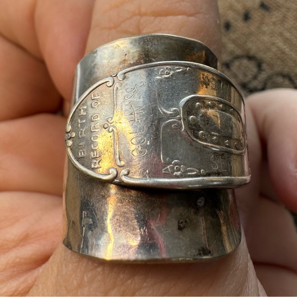 Handcrafted silver birth announcements spoon ring - Picture 2 of 14